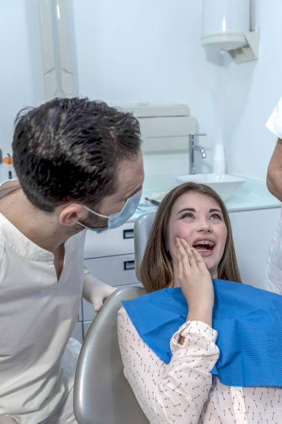 Best Emergency Tooth Extraction  in Warrensburg, IL